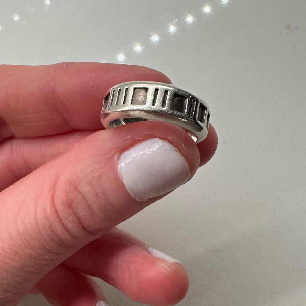 Tiffany & Co. Silver Atlas Ring size 6